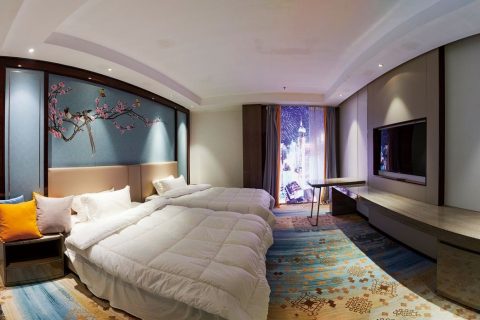What are the current trends in hotel suite furniture?